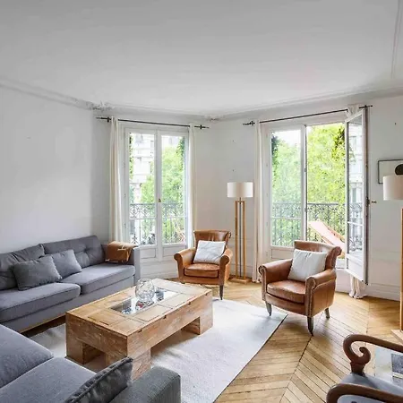 Stunning In Saint Germain Des Pres * Paryż